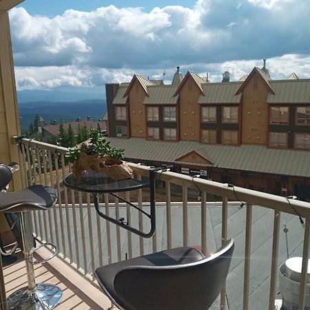 Village Center 2 Bedroom Condo Big White المظهر الخارجي الصورة